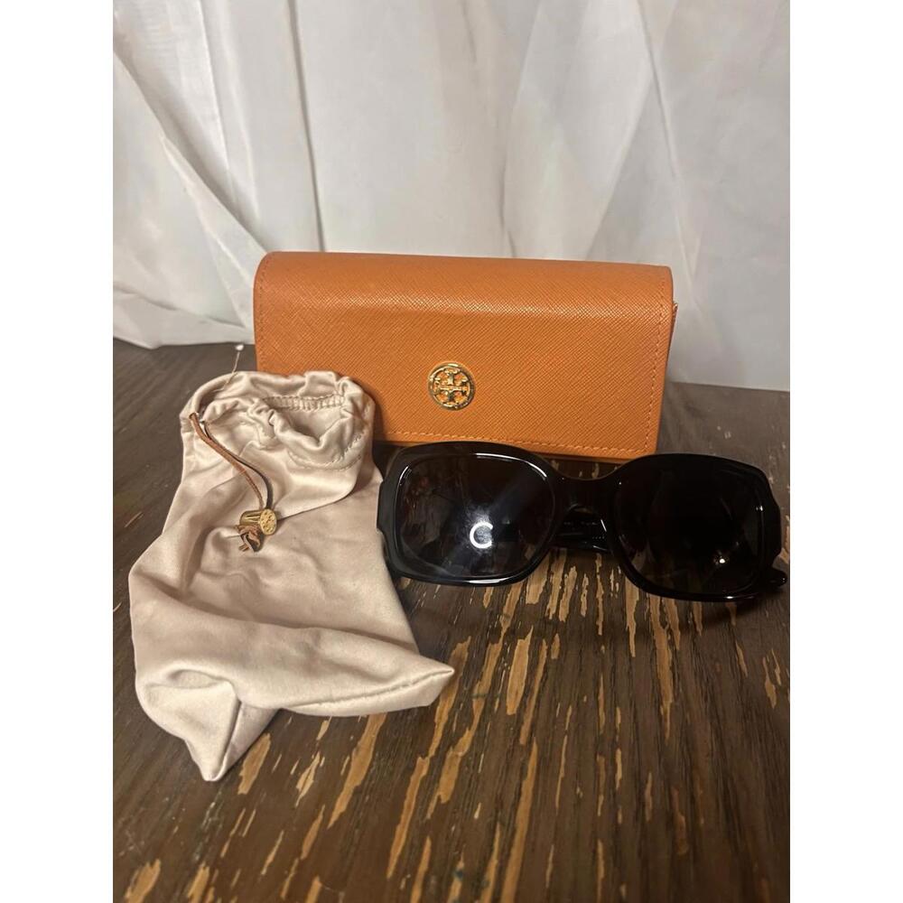 Tory Burch Black Sunglasses with Case And Bag Chic